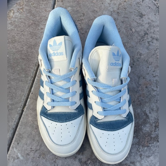 Adidas Rivarly Baby Blue - Picture 1 of 7